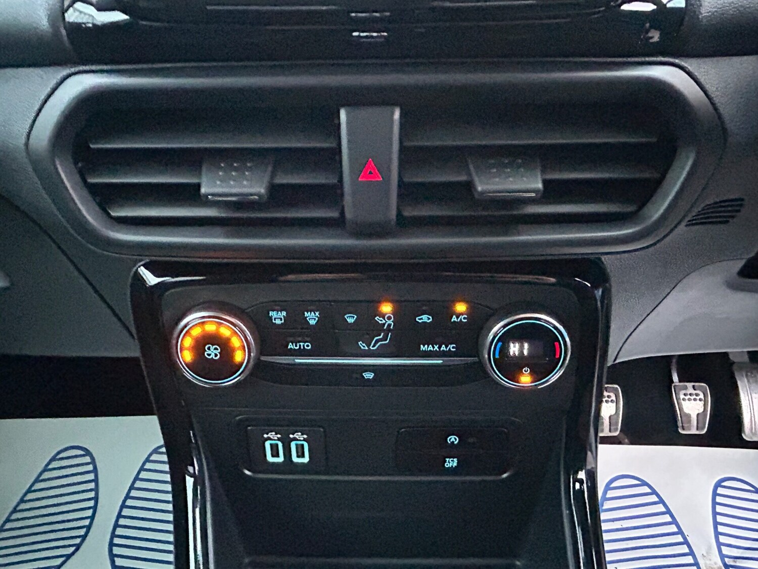 Used Ford Ecosport 2020 for sale - 76353740: Photo 23