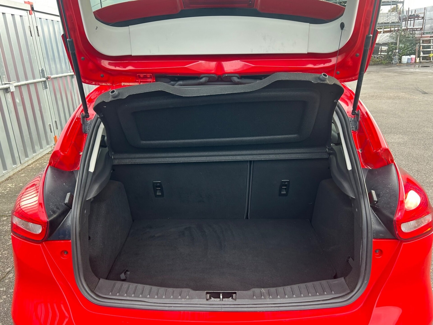 Used Ford Focus 2015 for sale - 75960101: Photo 16