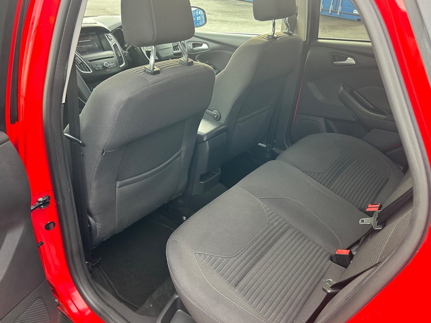 Used Ford Focus 2015 for sale - 75960101: Photo 17