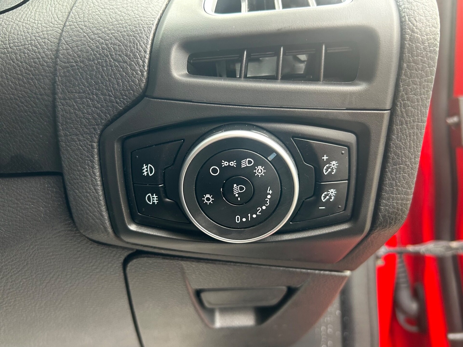 Used Ford Focus 2015 for sale - 75960101: Photo 22