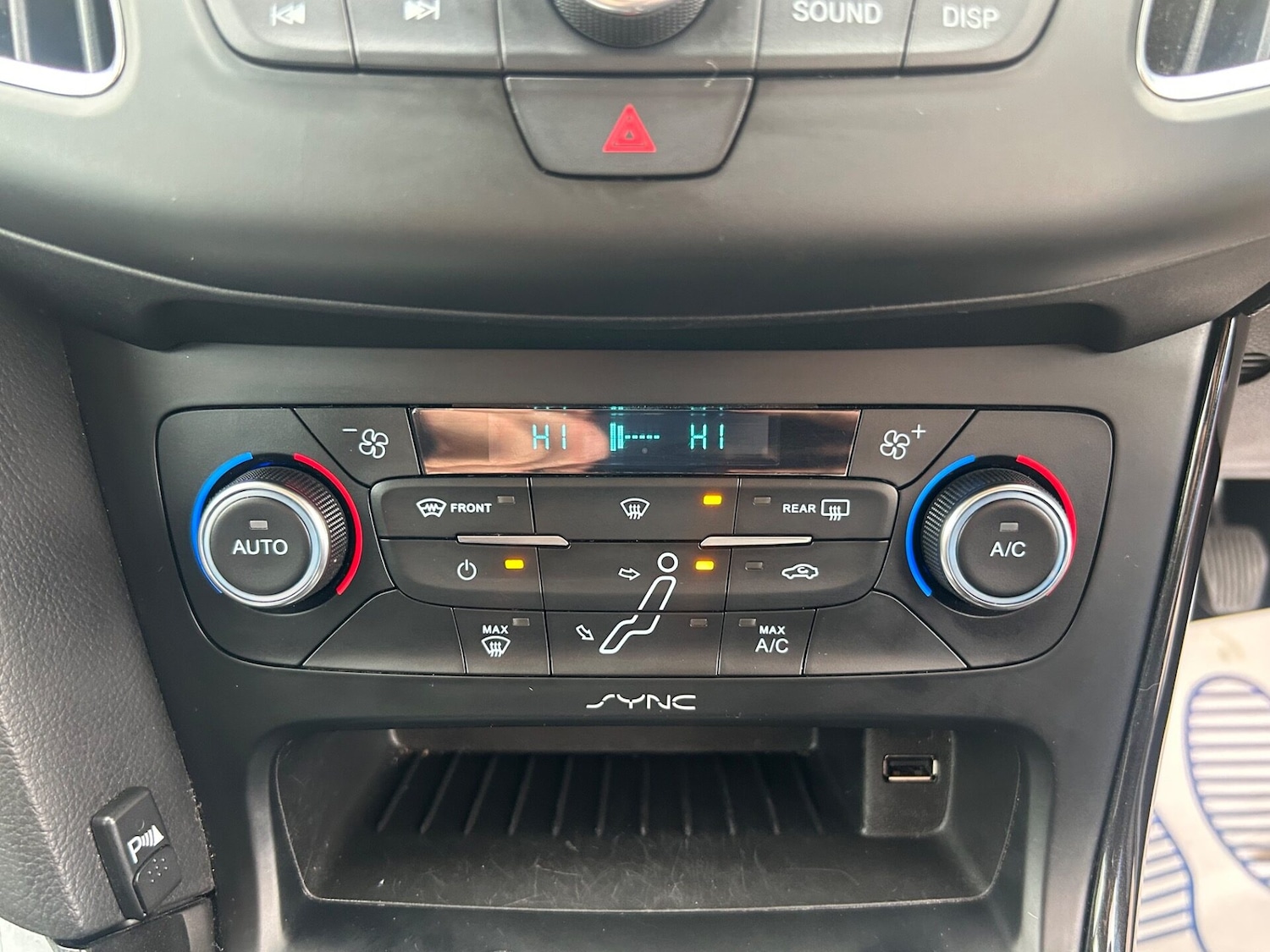 Used Ford Focus 2015 for sale - 75960101: Photo 26