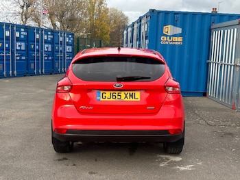 Used Ford Focus 2015 for sale - 75960101: Photo