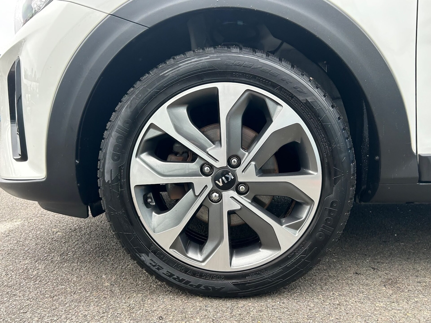 Used Kia Stonic 2019 for sale - 76353737: Photo 11