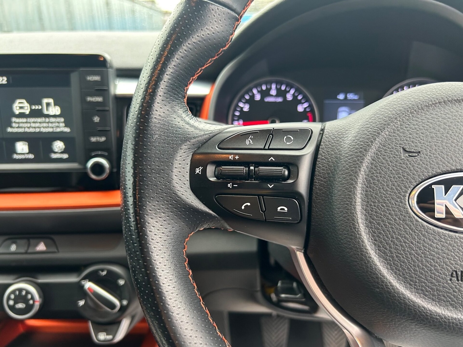 Used Kia Stonic 2019 for sale - 76353737: Photo 29