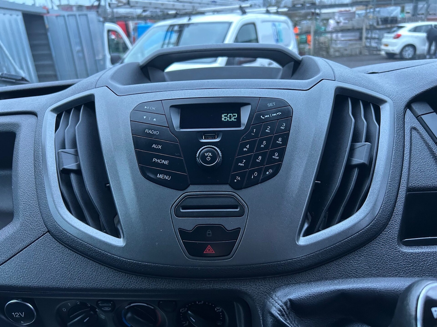 Used Ford Transit 2019 for sale - 76778166: Photo 23