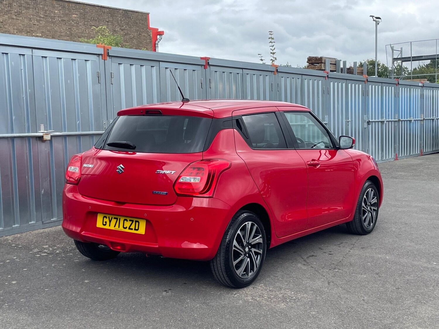 Used Suzuki Swift 2021 for sale - 77677288: Photo 7