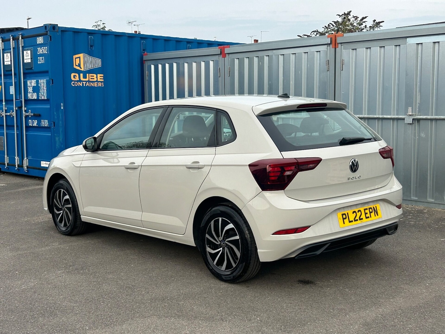 Used Volkswagen Polo 2022 for sale - 76171633: Photo 2