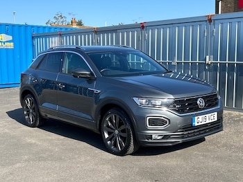 Used Volkswagen T-Roc 2019 for sale - 77701010: Photo