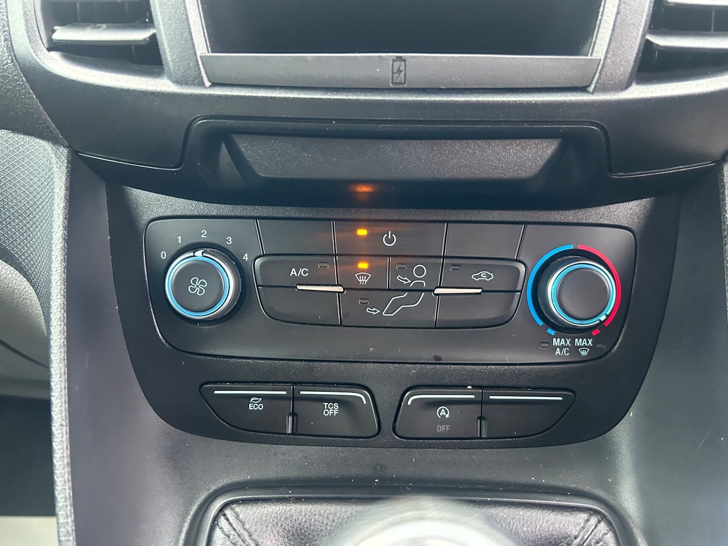 Used Ford Transit Connect 2020 for sale - 76767667: Photo 24