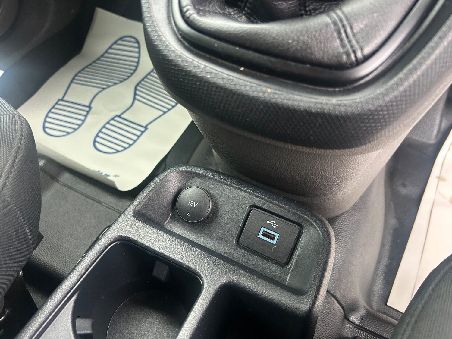 Used Ford Transit Connect 2020 for sale - 76767667: Photo 26