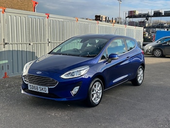 Used Ford Fiesta 2018 for sale - 79086112: Photo