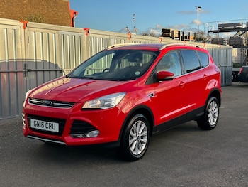 2016 - TITANIUM TDCI PARK PILOT SAT NAV PARKING SENSORS 5-Door