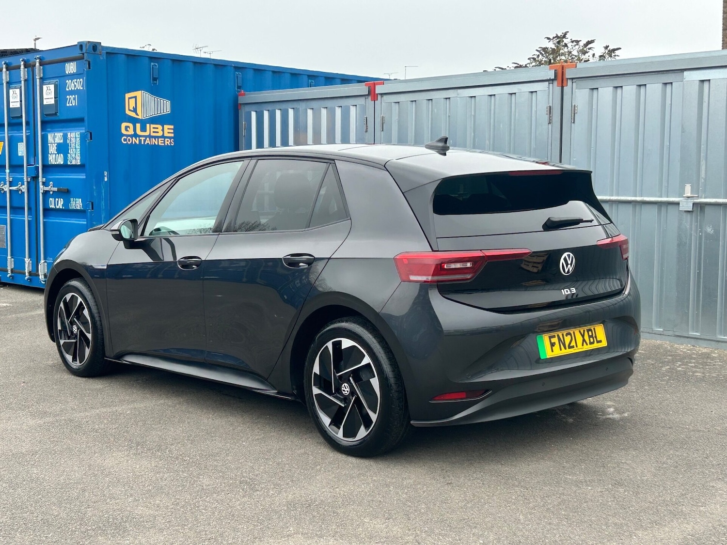 Used Volkswagen ID.3 2021 for sale - 76492286: Photo 2