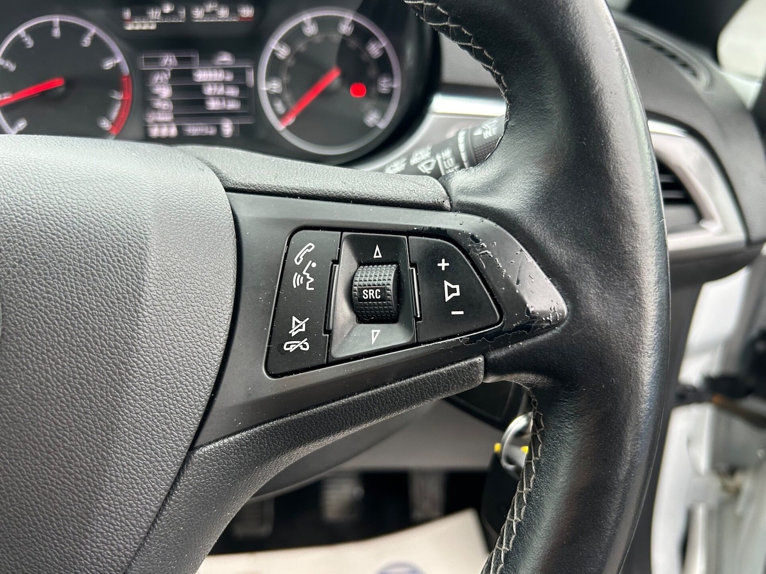 Used Vauxhall Corsa 2015 for sale - 76718899: Photo 28