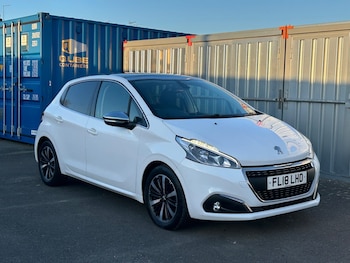 Used Peugeot 208 2018 for sale - 77687442: Photo