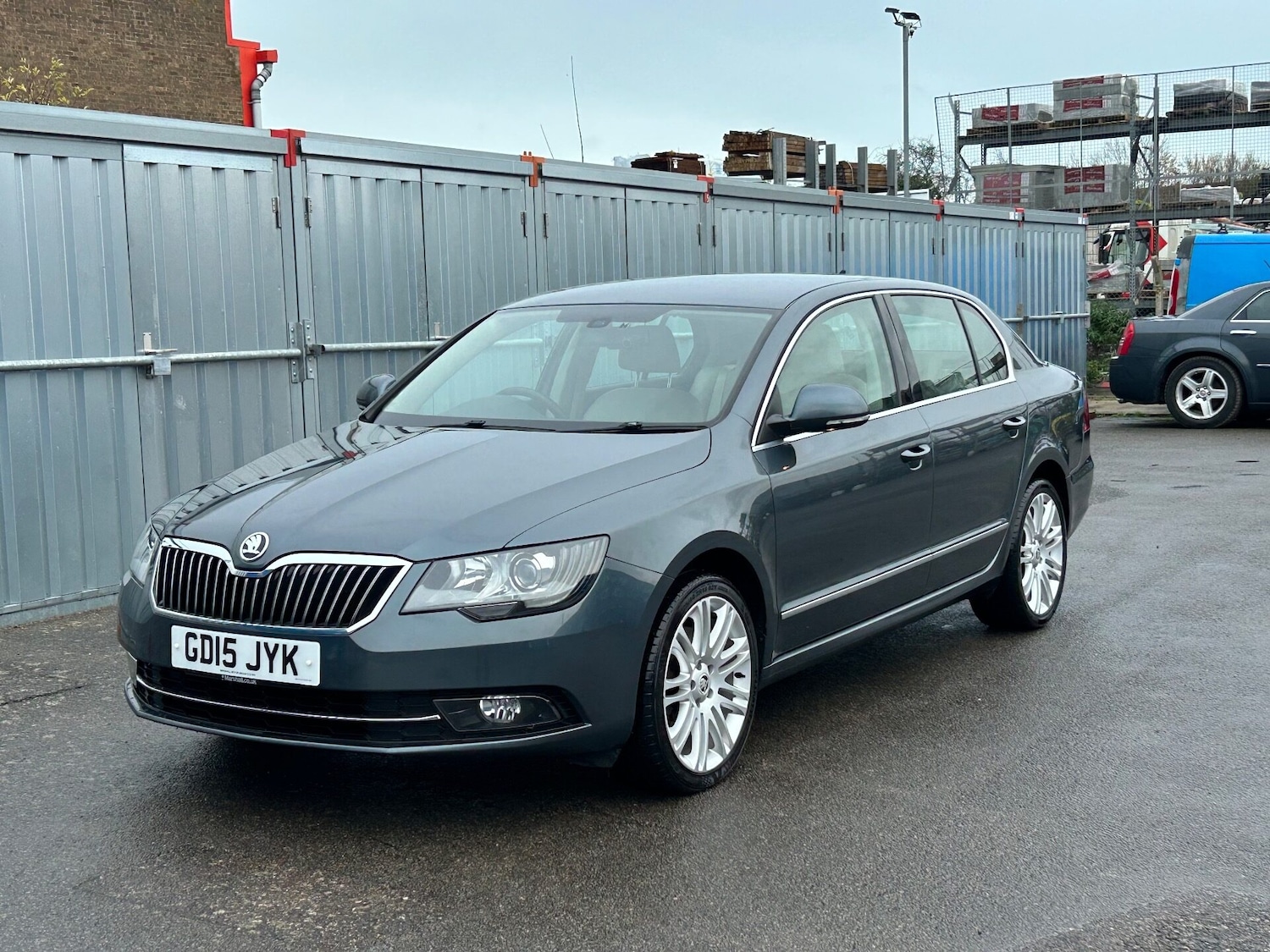Used Skoda Superb 2015 for sale - 76748960: Photo 1