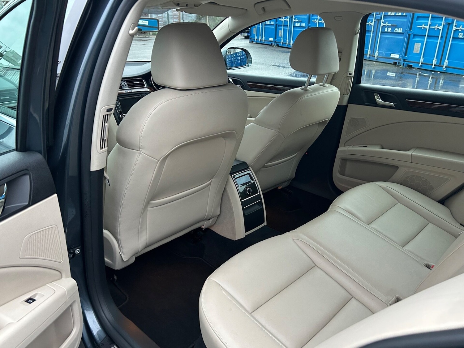 Used Skoda Superb 2015 for sale - 76748960: Photo 19