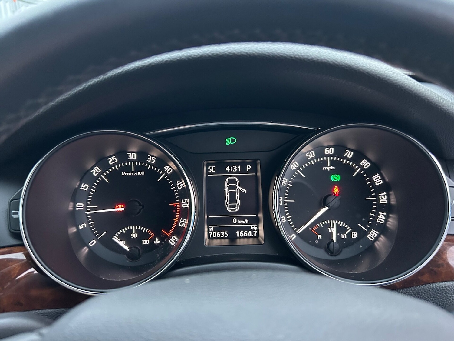 Used Skoda Superb 2015 for sale - 76748960: Photo 27