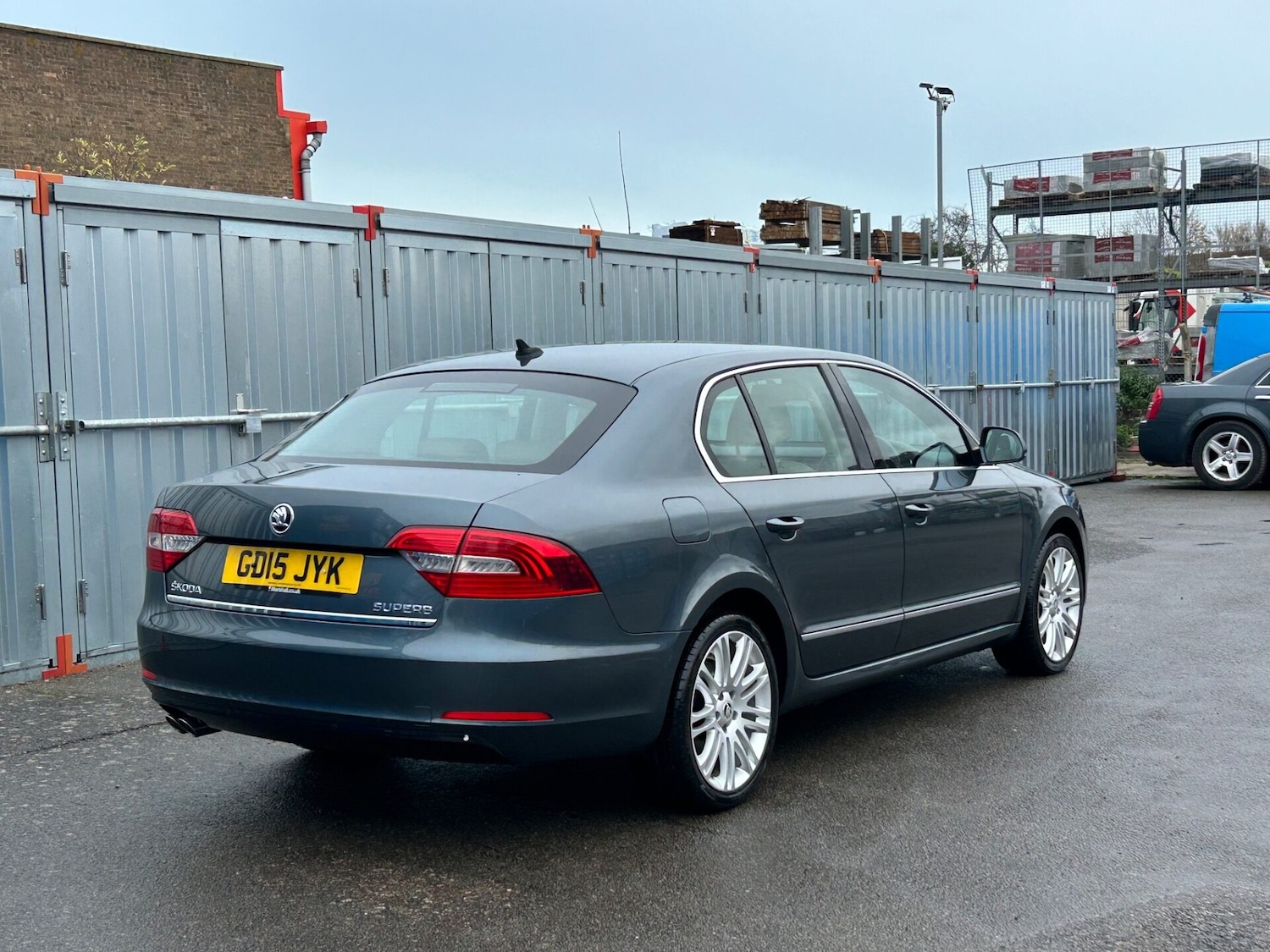 Used Skoda Superb 2015 for sale - 76748960: Photo 4