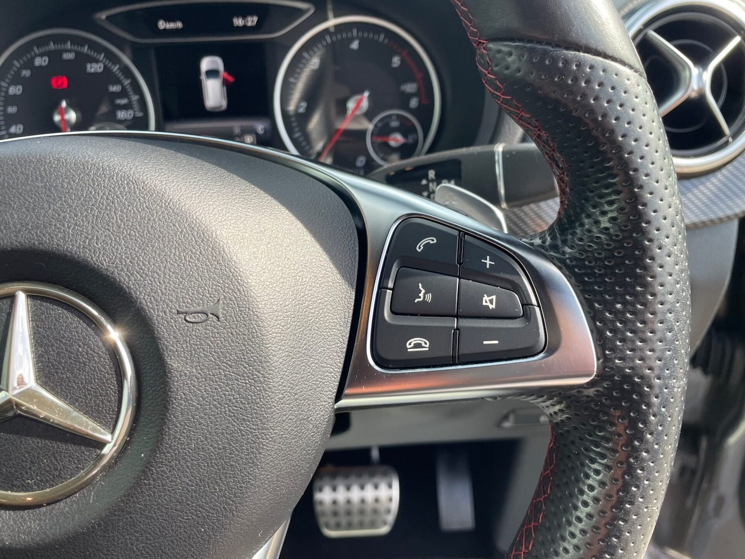 Used Mercedes-Benz B Class 2017 for sale - 76464558: Photo 32