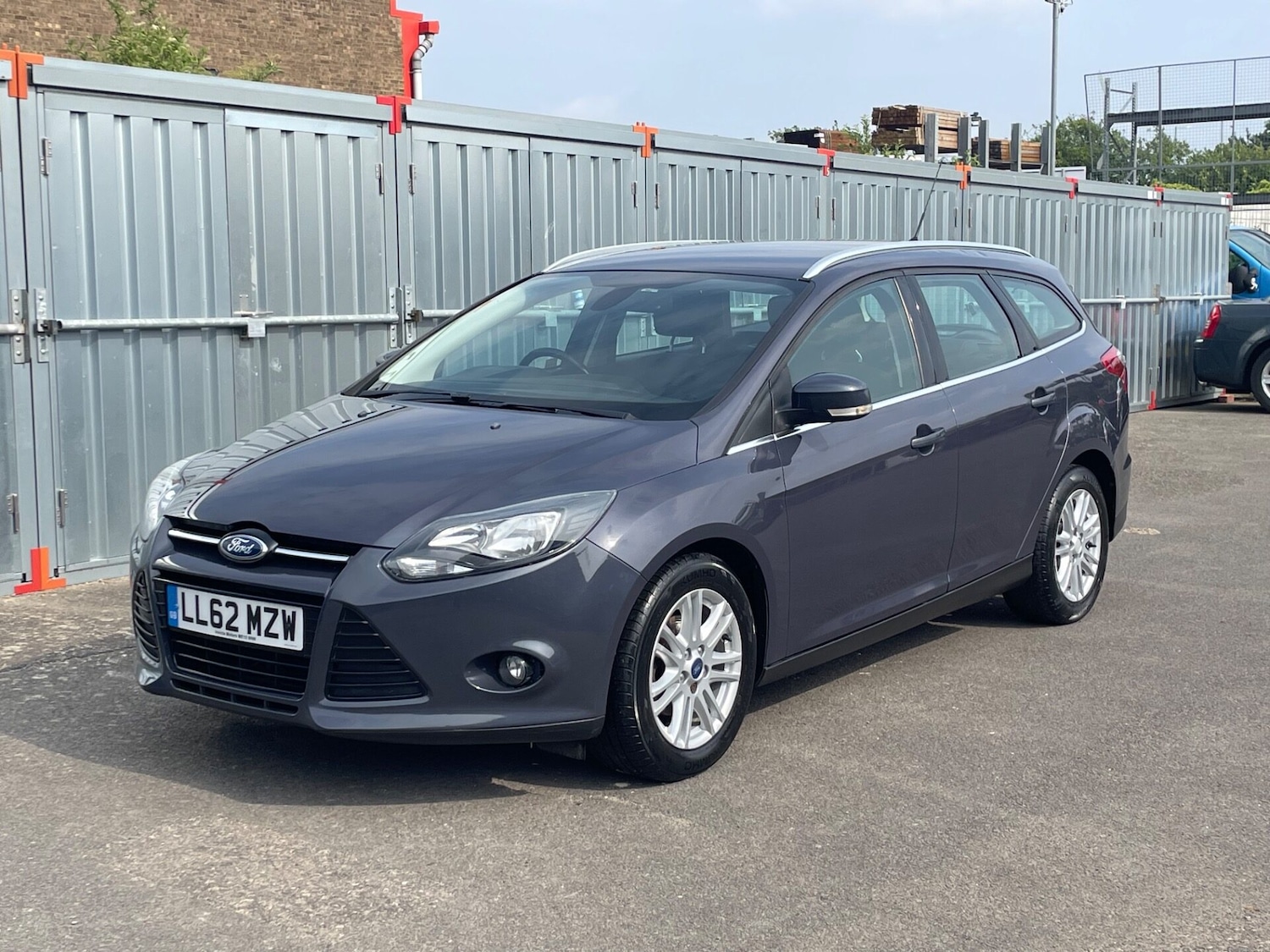 Used Mercedes-Benz B Class 2017 for sale - 76464558: Photo 37