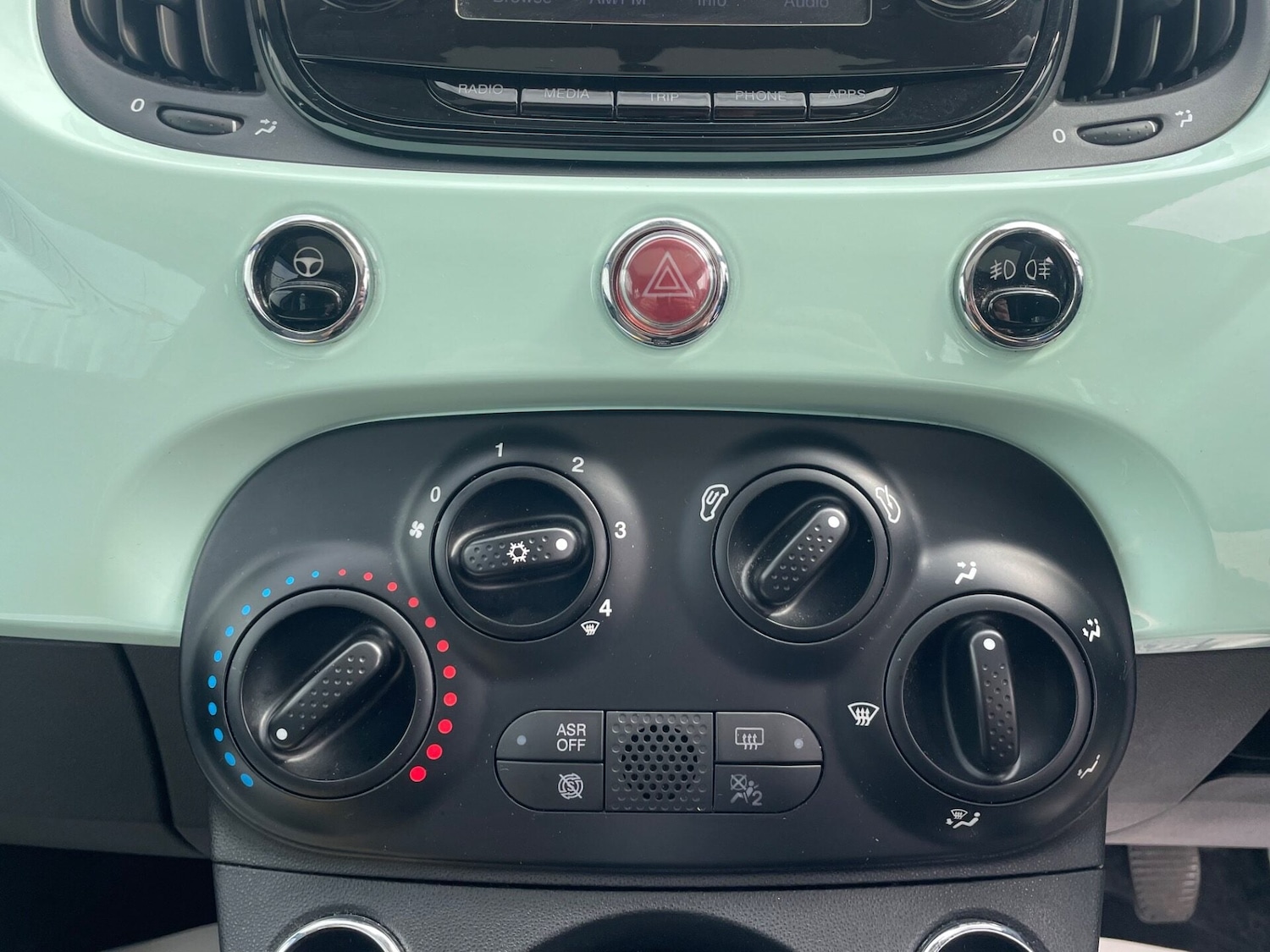 Used Fiat 500 2018 for sale - 77677297: Photo 28