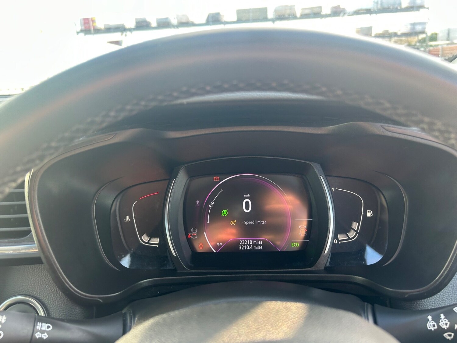 Used Renault Kadjar 2019 for sale - 77831856: Photo 24