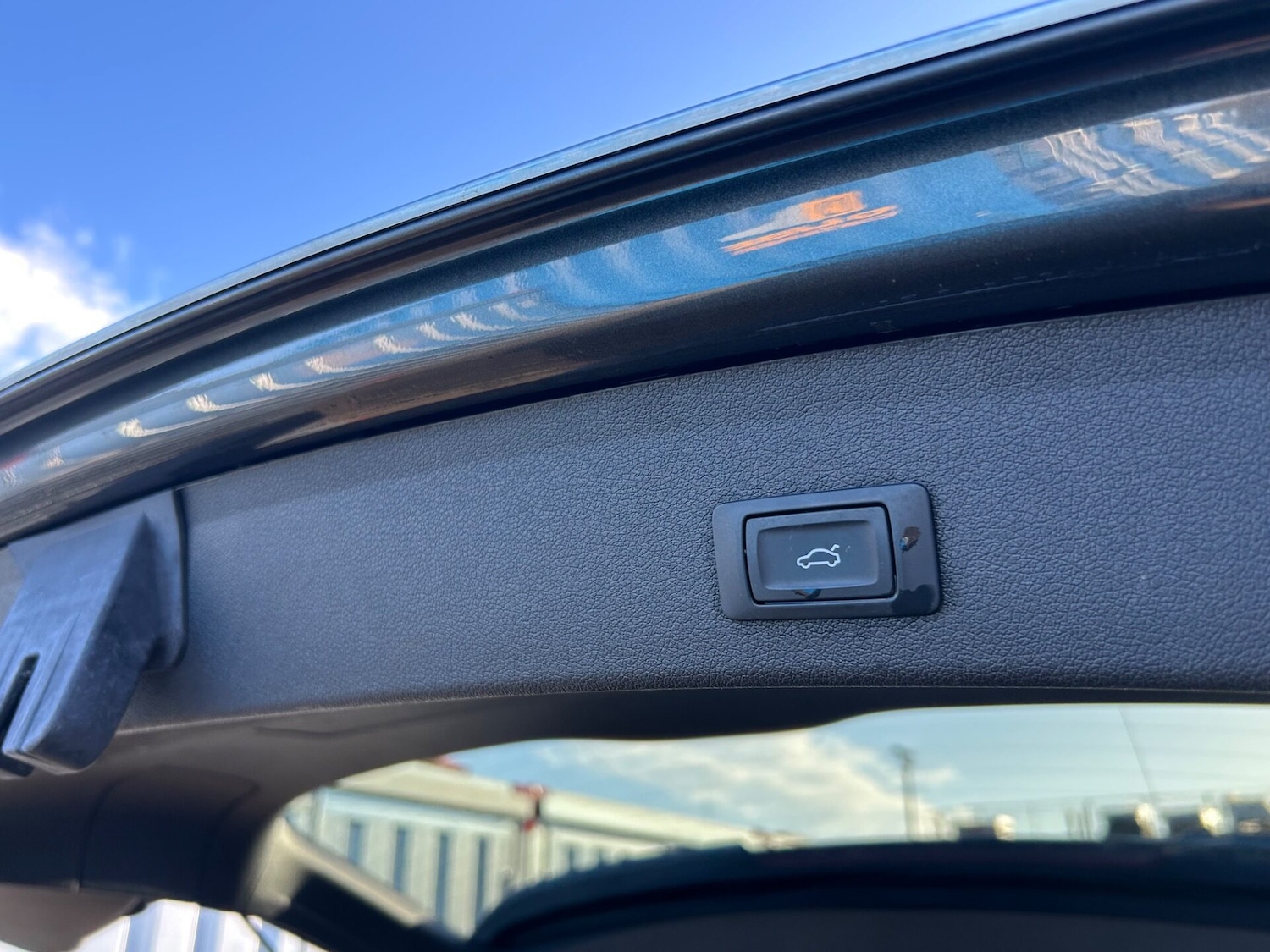 Used Audi Q5 2017 for sale - 76707429: Photo 21