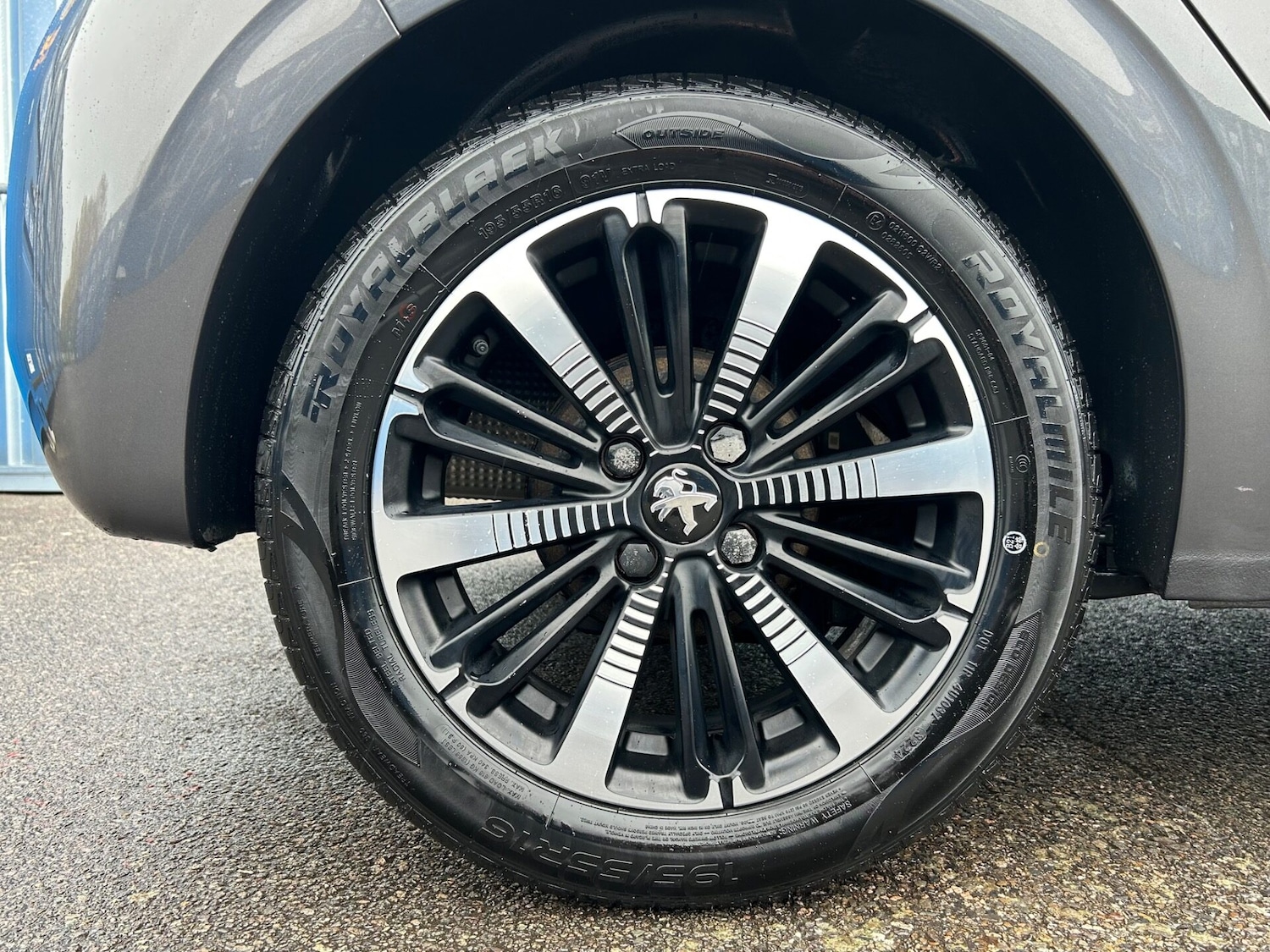 Used Peugeot 208 2019 for sale - 76385607: Photo 12