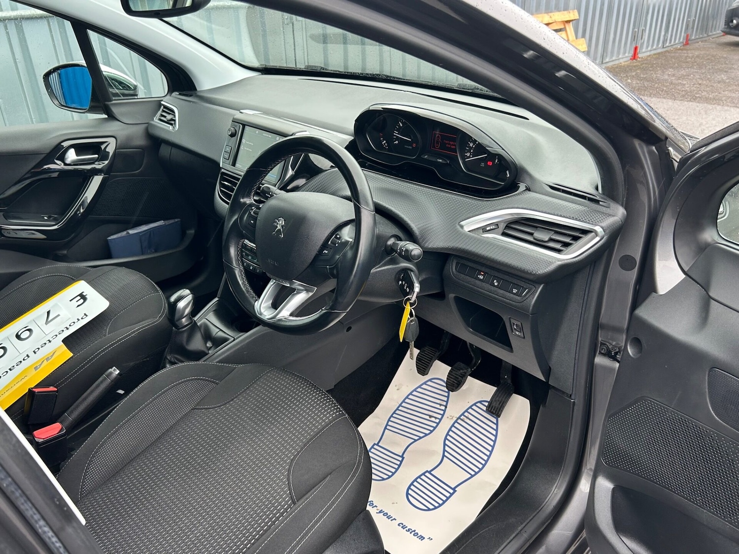 Used Peugeot 208 2019 for sale - 76385607: Photo 15