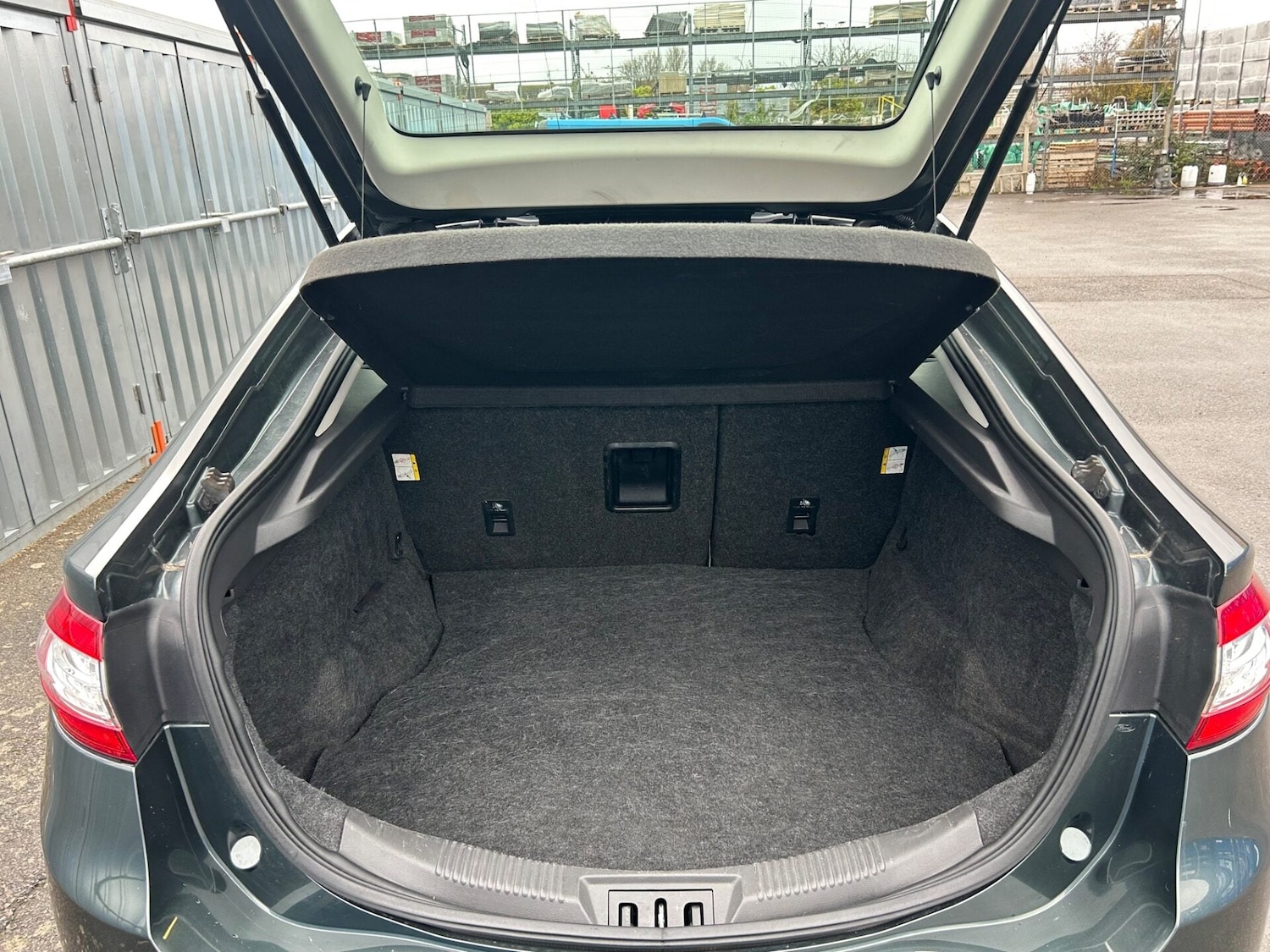 Used Ford Mondeo 2017 for sale - 76748956: Photo 19