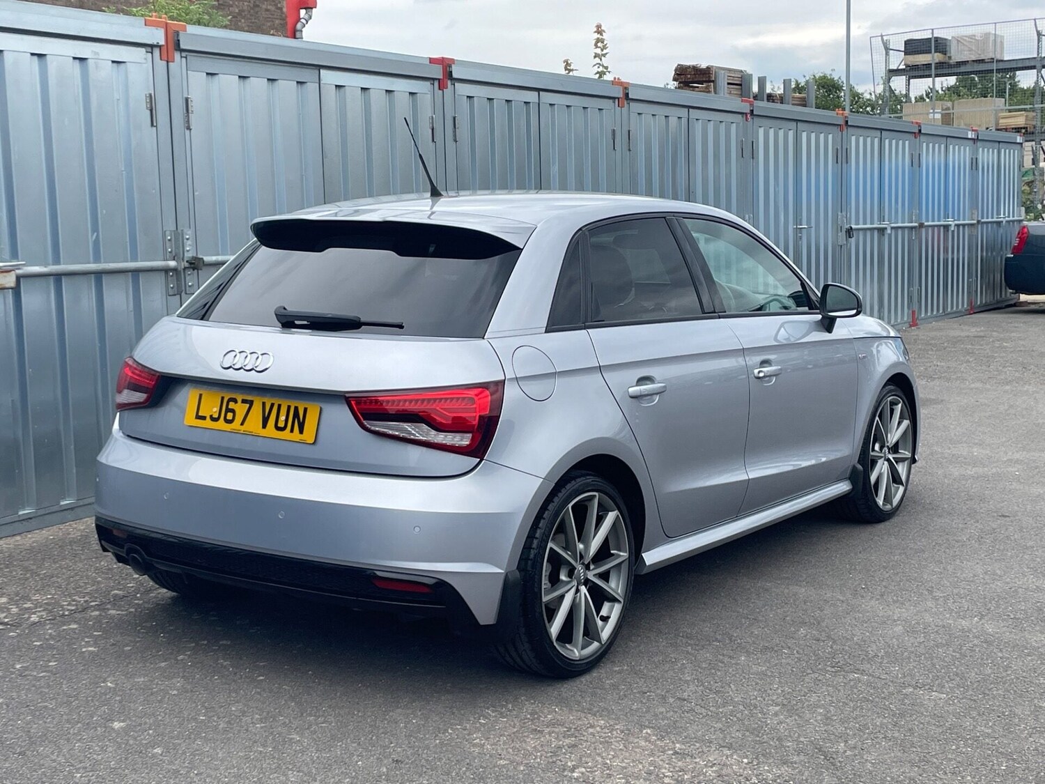 Used Audi A1 2017 for sale - 77677289: Photo 6