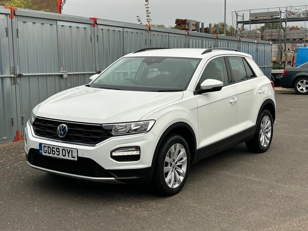 Used Volkswagen T-Roc 2020 for sale - 76207585: Photo 1