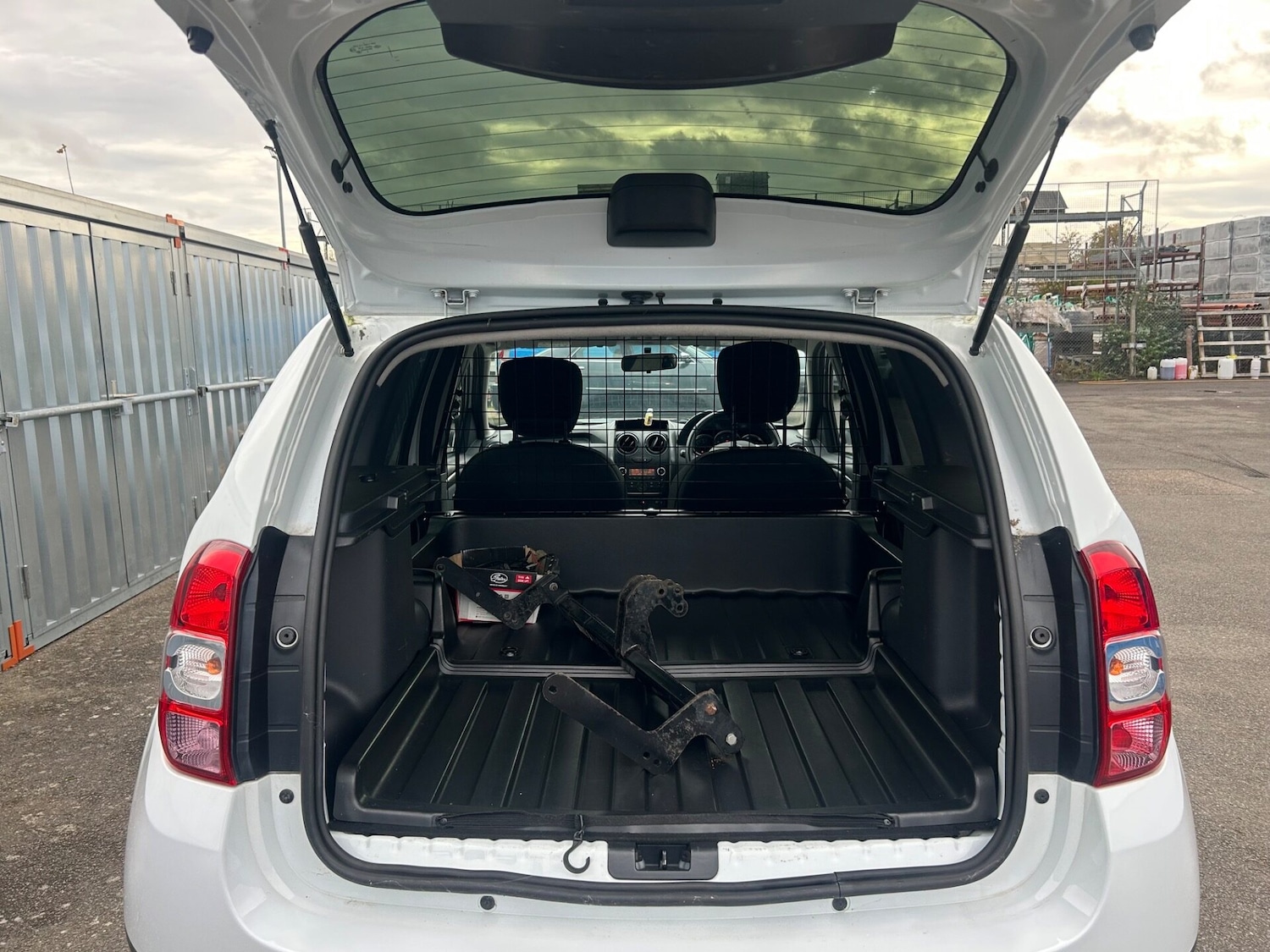 Used Dacia Duster 2018 for sale - 76464549: Photo 16