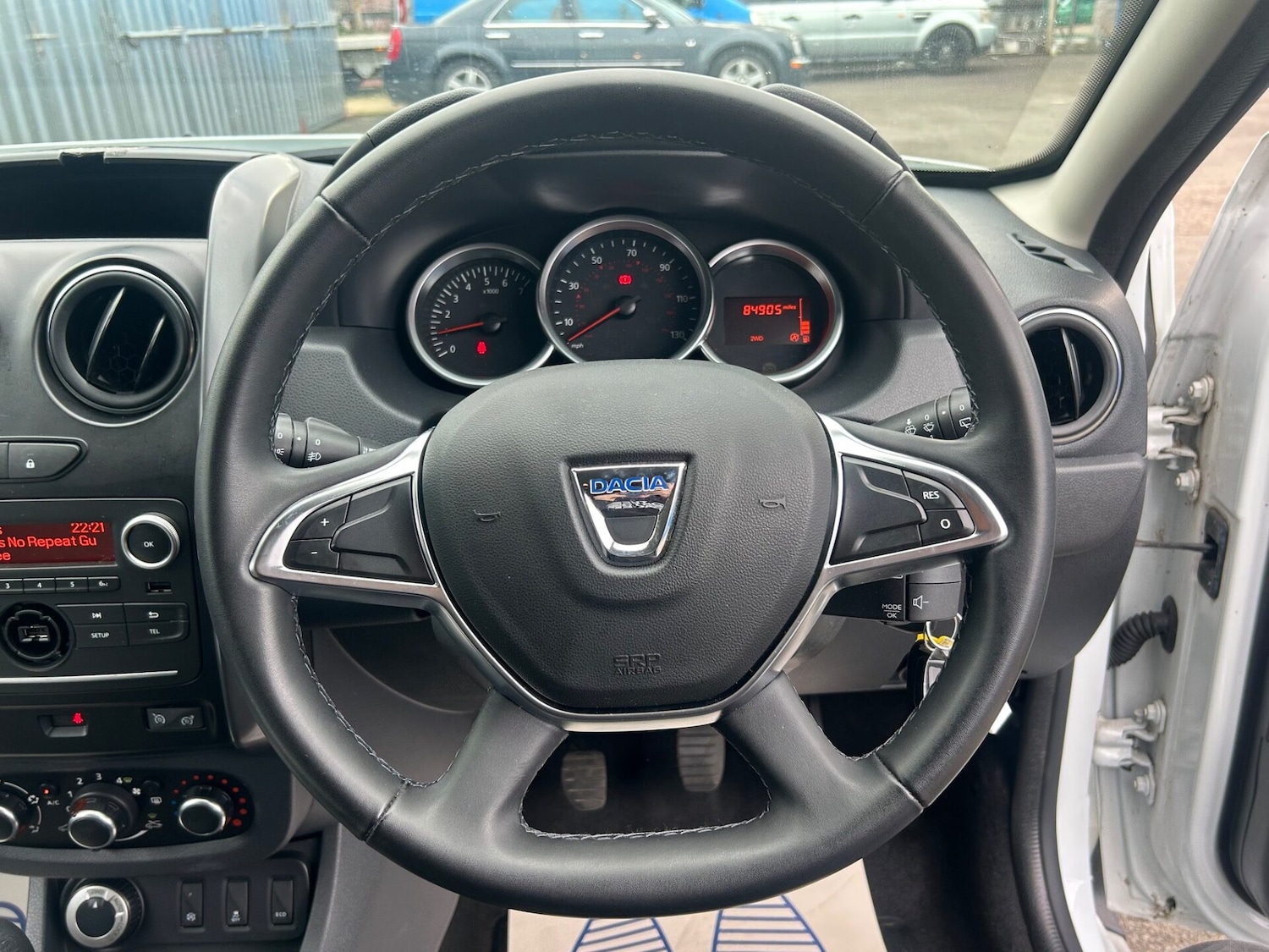 Used Dacia Duster 2018 for sale - 76464549: Photo 19