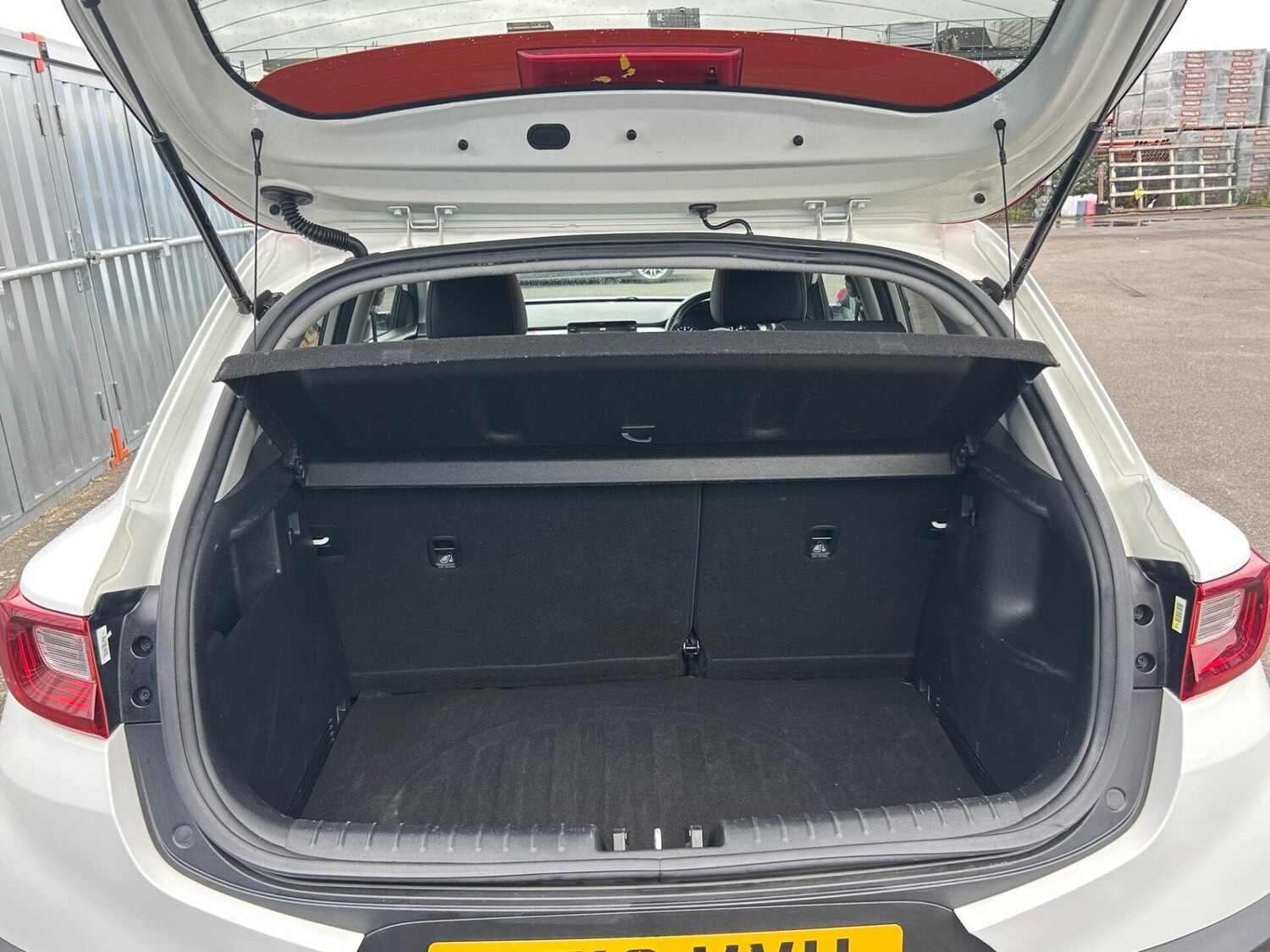 Used Kia Stonic 2019 for sale - 77677310: Photo 18