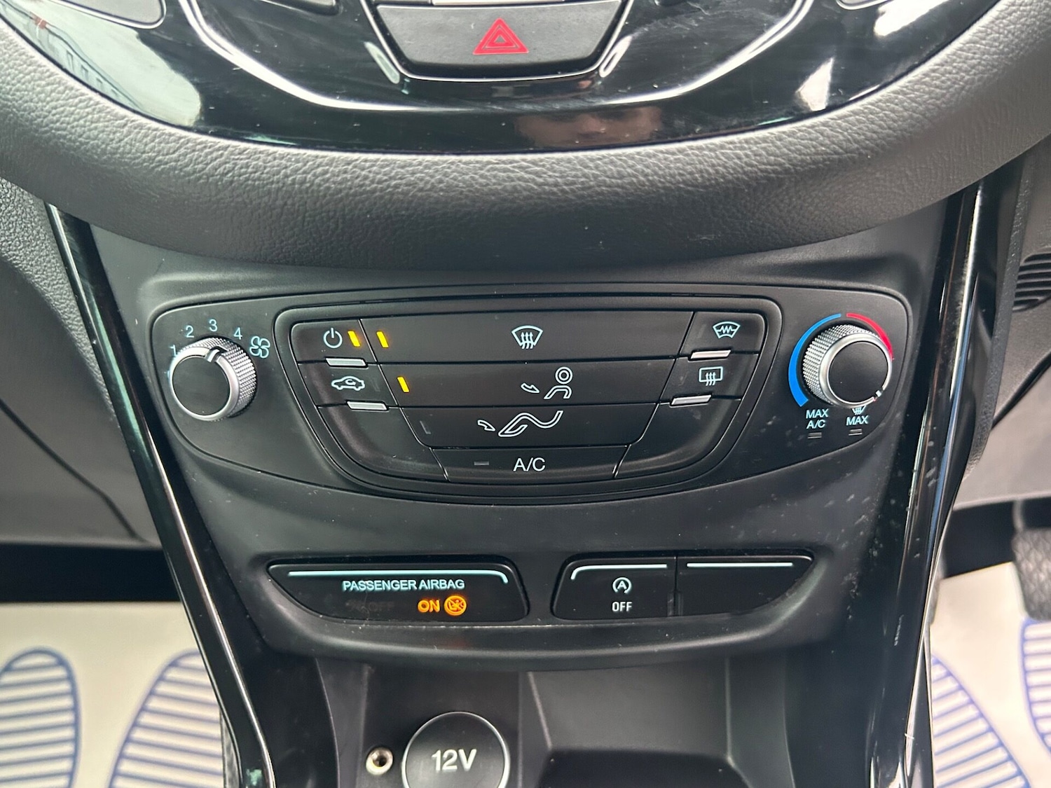 Used Ford B-MAX 2015 for sale - 76375069: Photo 23