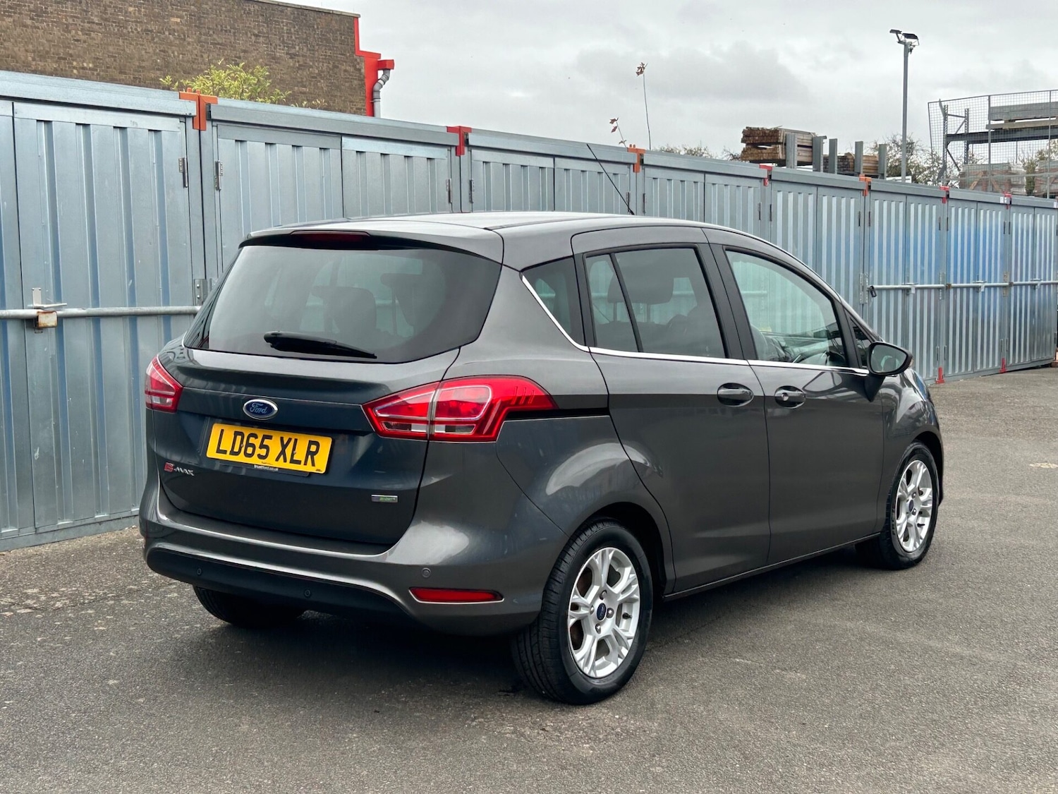 Used Ford B-MAX 2015 for sale - 76375069: Photo 6