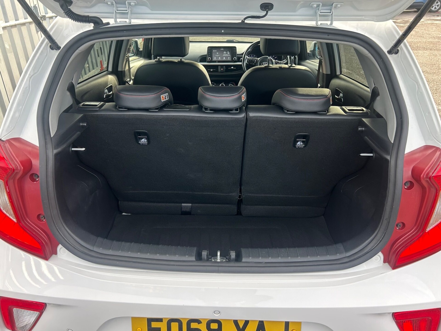 Used Kia Picanto 2019 for sale - 76542943: Photo 17