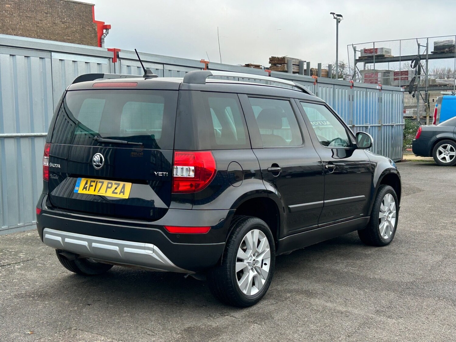Used Skoda Yeti 2017 for sale - 76893147: Photo 8
