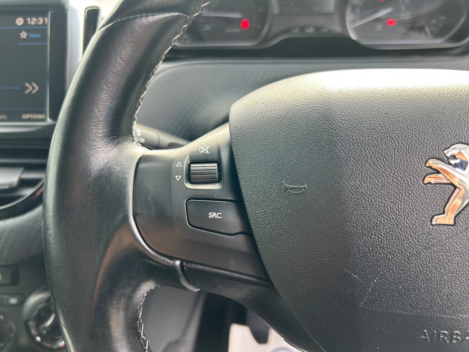 Used Peugeot 208 2018 for sale - 77617956: Photo 26