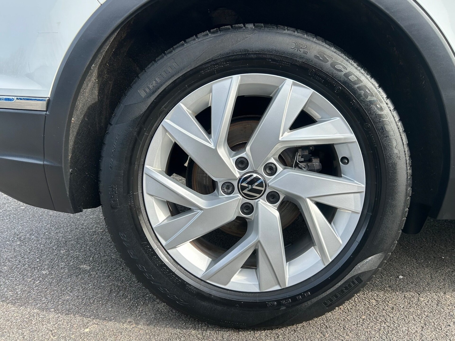 Used Volkswagen Tiguan 2021 for sale - 77568510: Photo 14