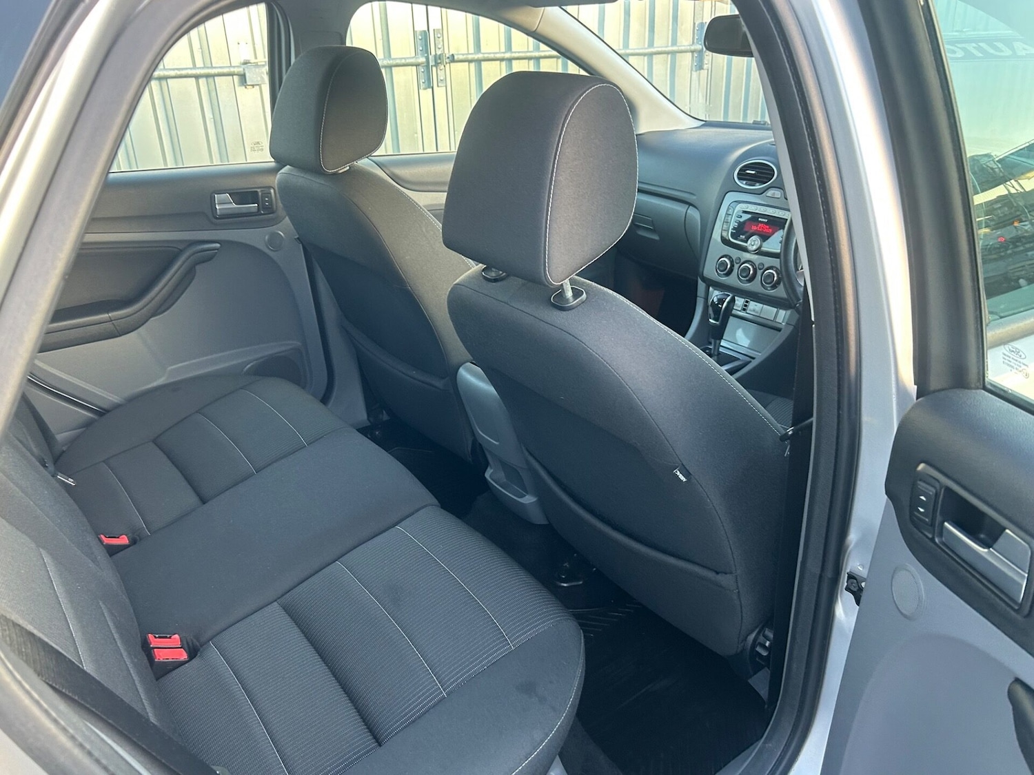 Used Ford Focus 2009 for sale - 76893123: Photo 16