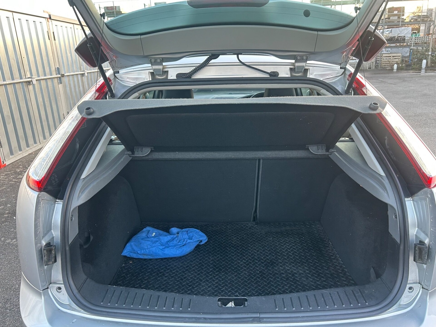 Used Ford Focus 2009 for sale - 76893123: Photo 17