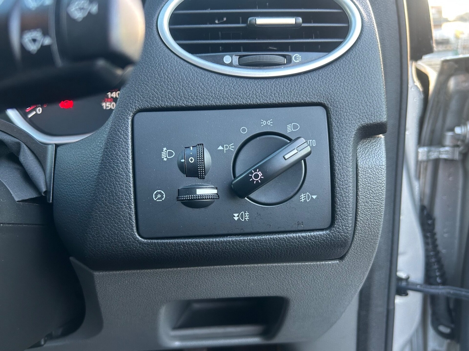 Used Ford Focus 2009 for sale - 76893123: Photo 22