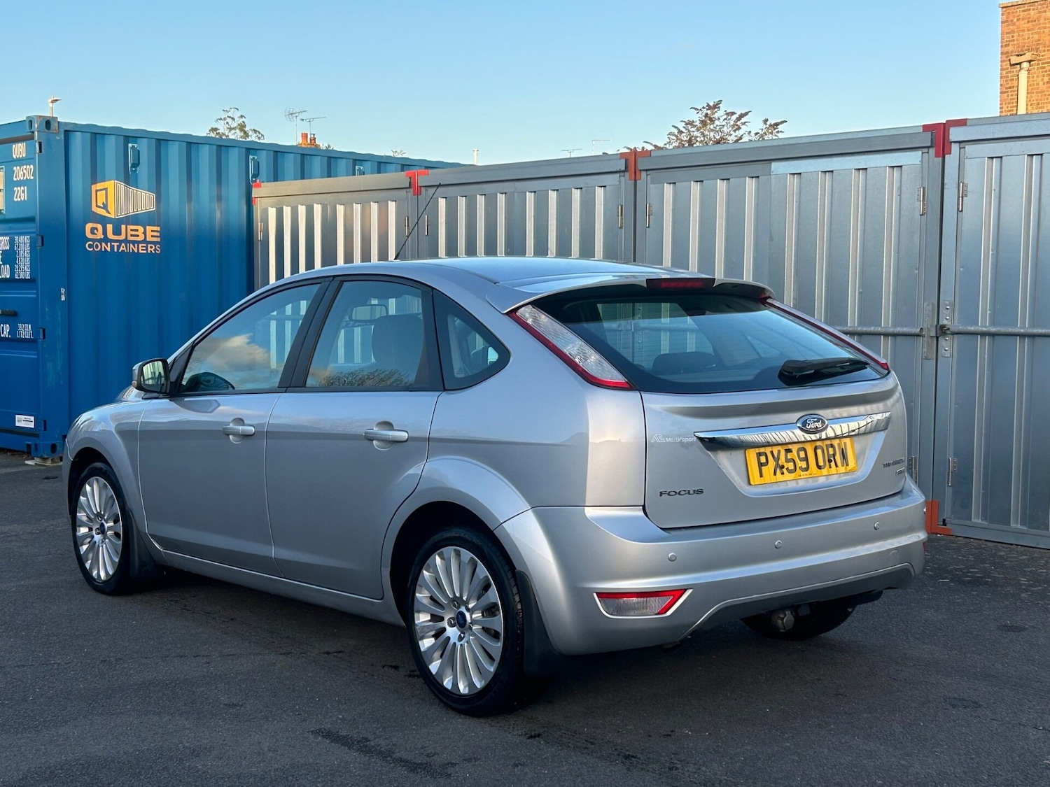 Used Ford Focus 2009 for sale - 76893123: Photo 4