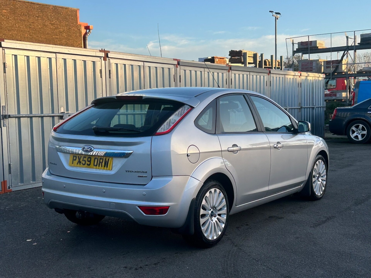 Used Ford Focus 2009 for sale - 76893123: Photo 8