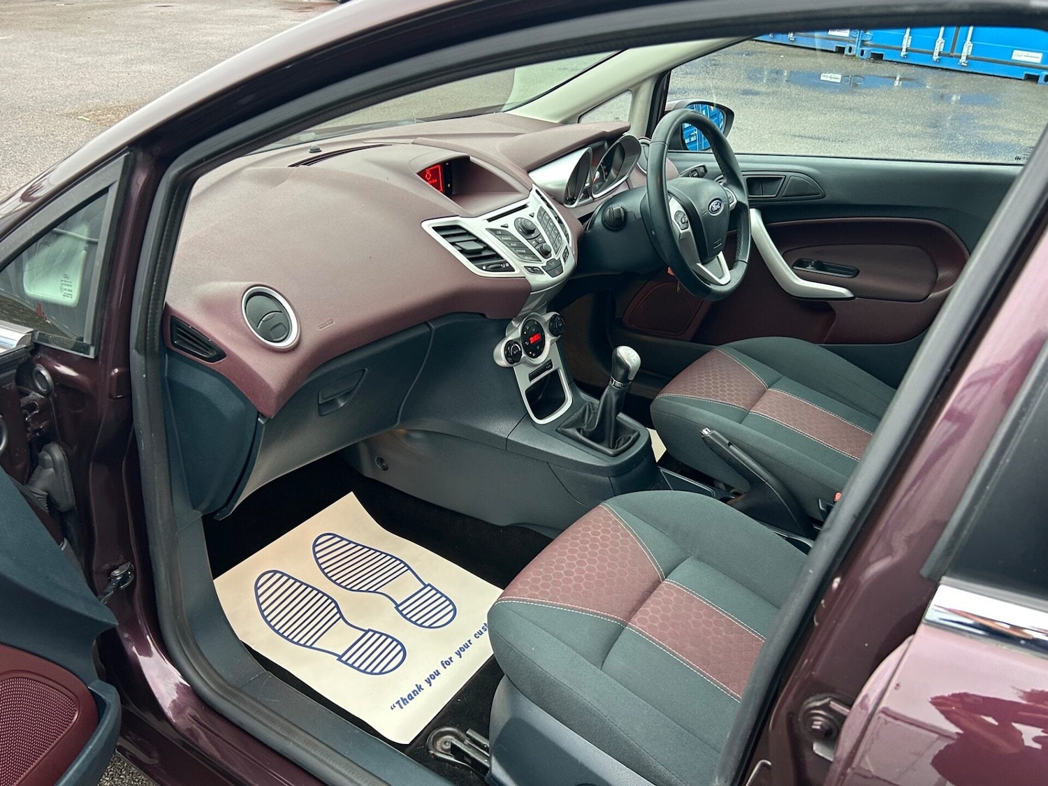 Used Ford Fiesta 2010 for sale - 77324618: Photo 11