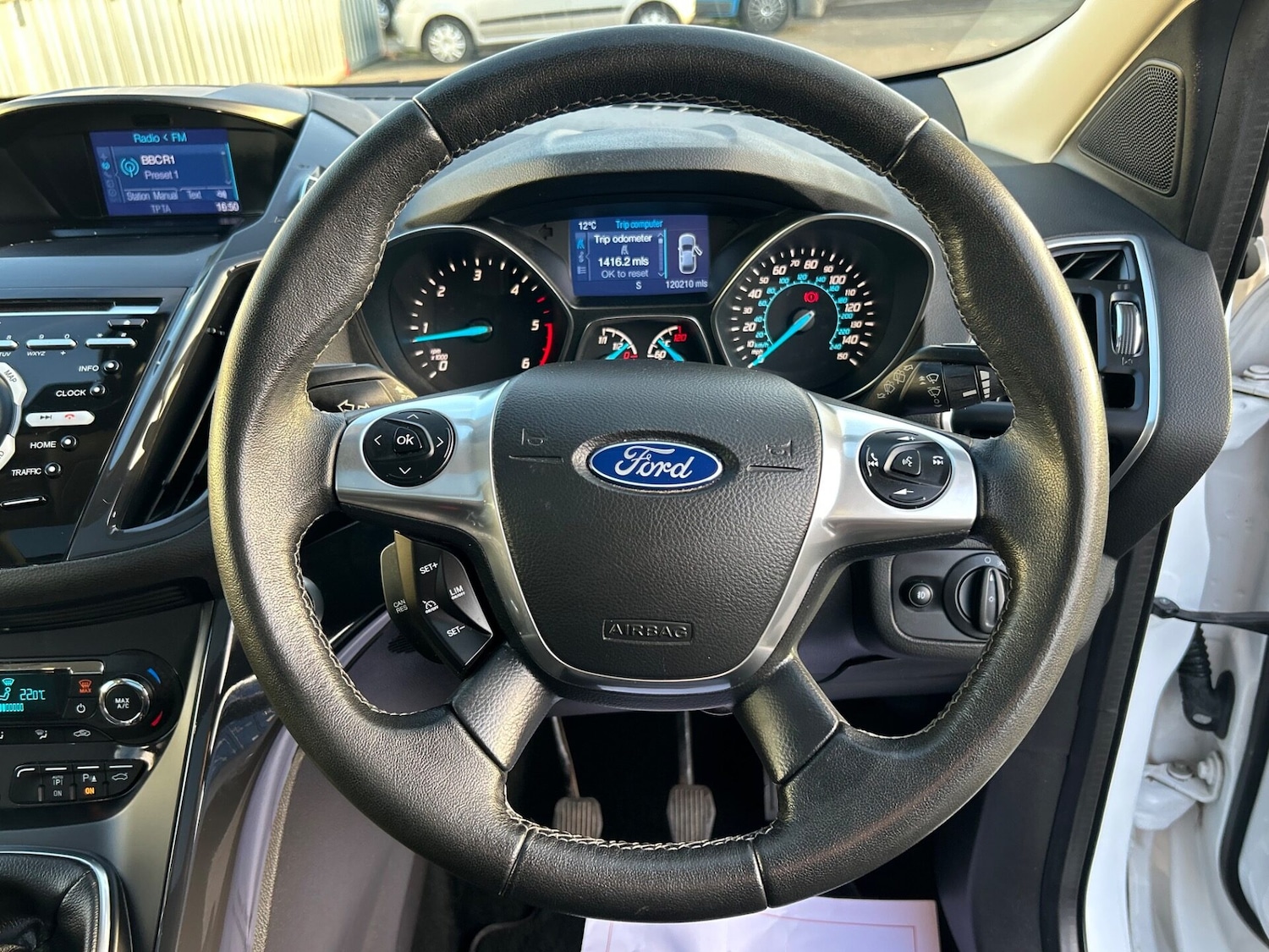 Used Ford Kuga 2014 for sale - 77733829: Photo 24