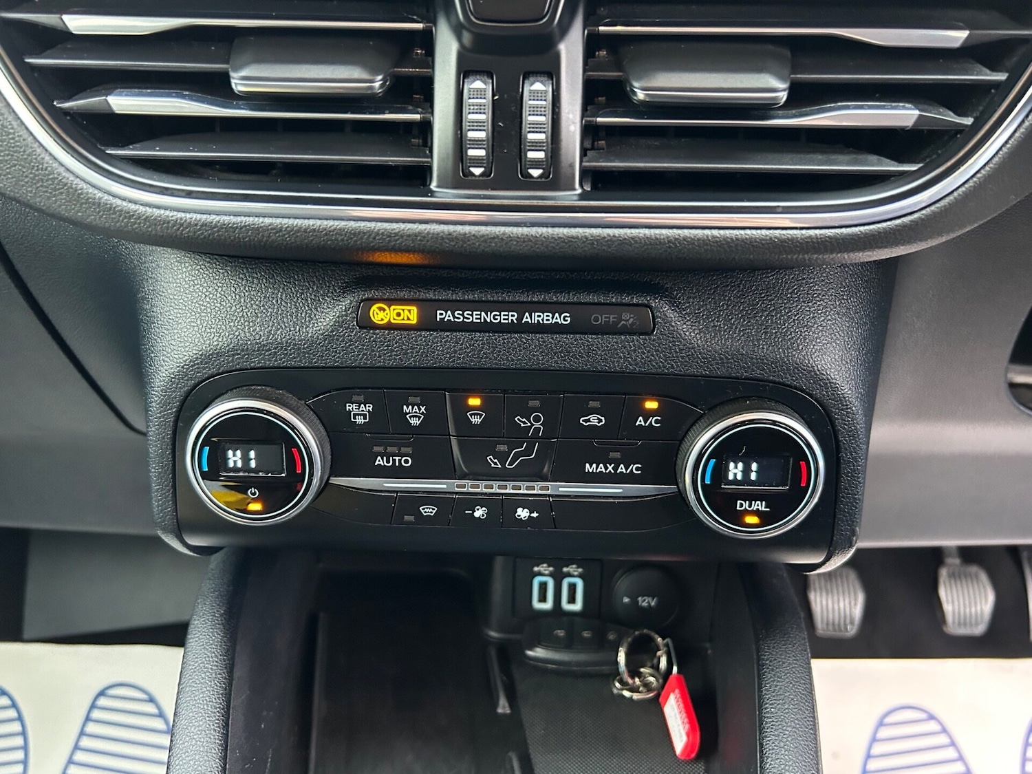 Used Ford Kuga 2021 for sale - 76863102: Photo 30